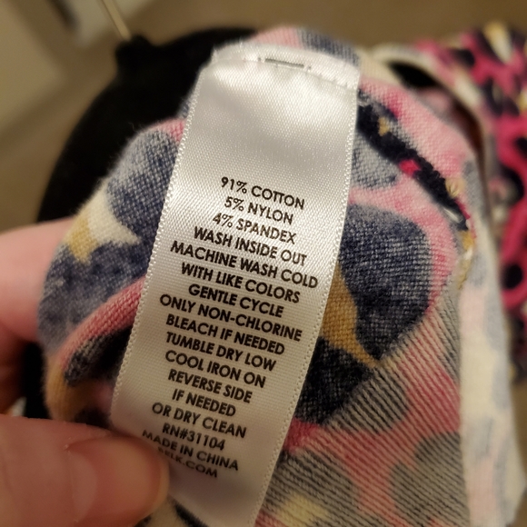 Crown & Ivy Cardigan - Picture 4 of 5